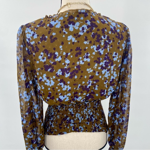 Astr The Label Blue Brown Floral Ruffle Blouse size L - Picture 8 of 13